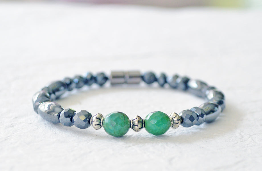 Magnetic Bracelet with Green Turquoise Relief and Wellness