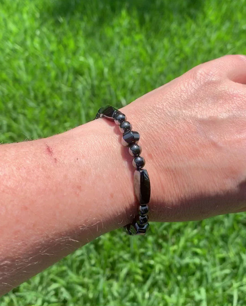 Magnetic bracelet handcrafted with black magnetic hematite beads and secured with a strong and easy-to-use magnetic clasp.